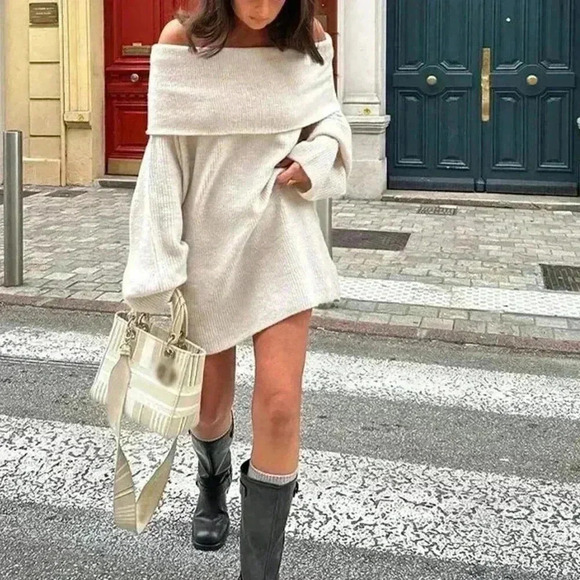 White Casual Women's Off-Shoulder Lantern Sleeve Loose Straight Sweater Dress - Picture 1 of 3